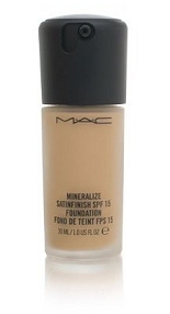 MAC Mineralize Satinfinish SPF 15 Foundation