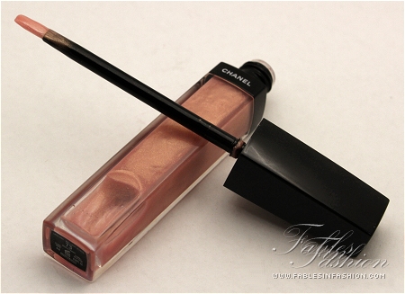 Chanel Aqualumiere Gloss - Bon Bon