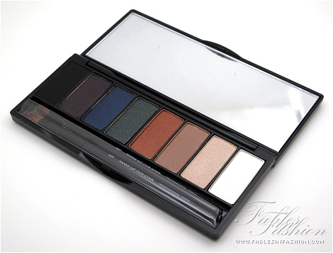 Make Up For Ever Smoky Palette