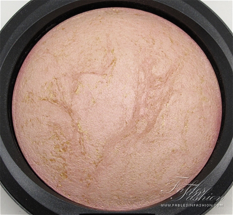 MAC Mineralize Skinfinish - Porcelain Pink