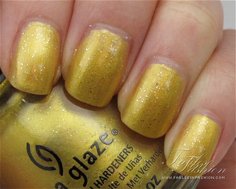 China Glaze Let it Snow Holiday 2011