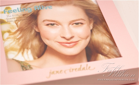 Jane Iredale Feeling Alive Set