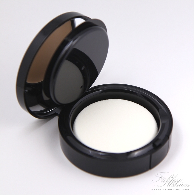 Bobbi Brown Long-Wear Even Finish Compact Foundation