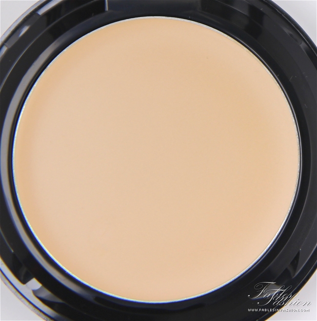 Bobbi Brown Long-Wear Even Finish Compact Foundation