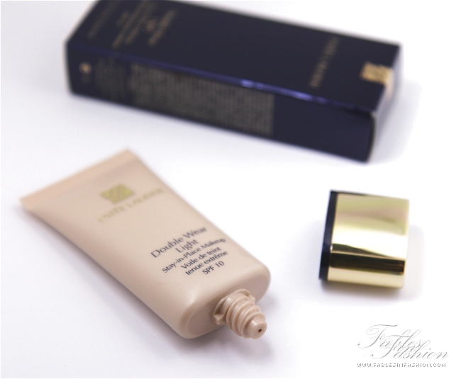 Estee Lauder Double Wear Light Foundation