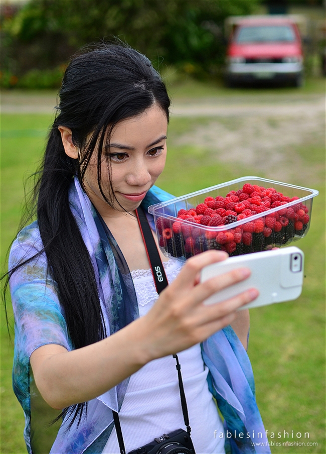 OOTD ~ Berry Picking