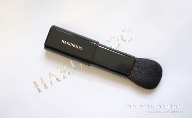 Hakuhodo Slide Face Brush