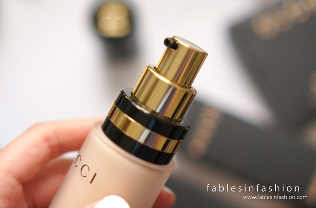 Gucci Face Lustrous Flow Foundation