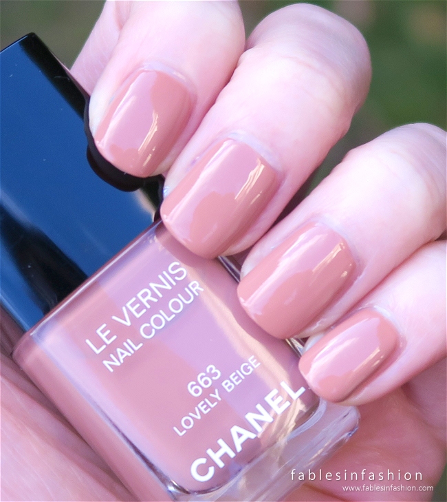 chanel-les-beige-2015-663-lovely-beige