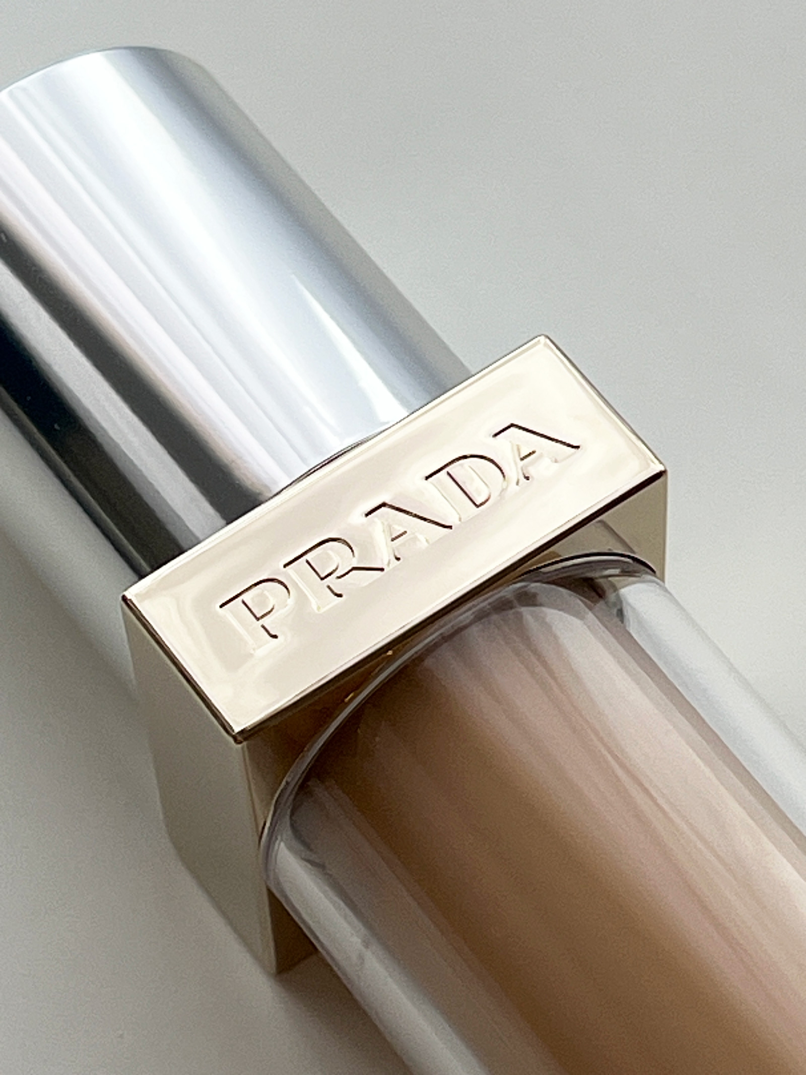 Prada Reveal Foundation